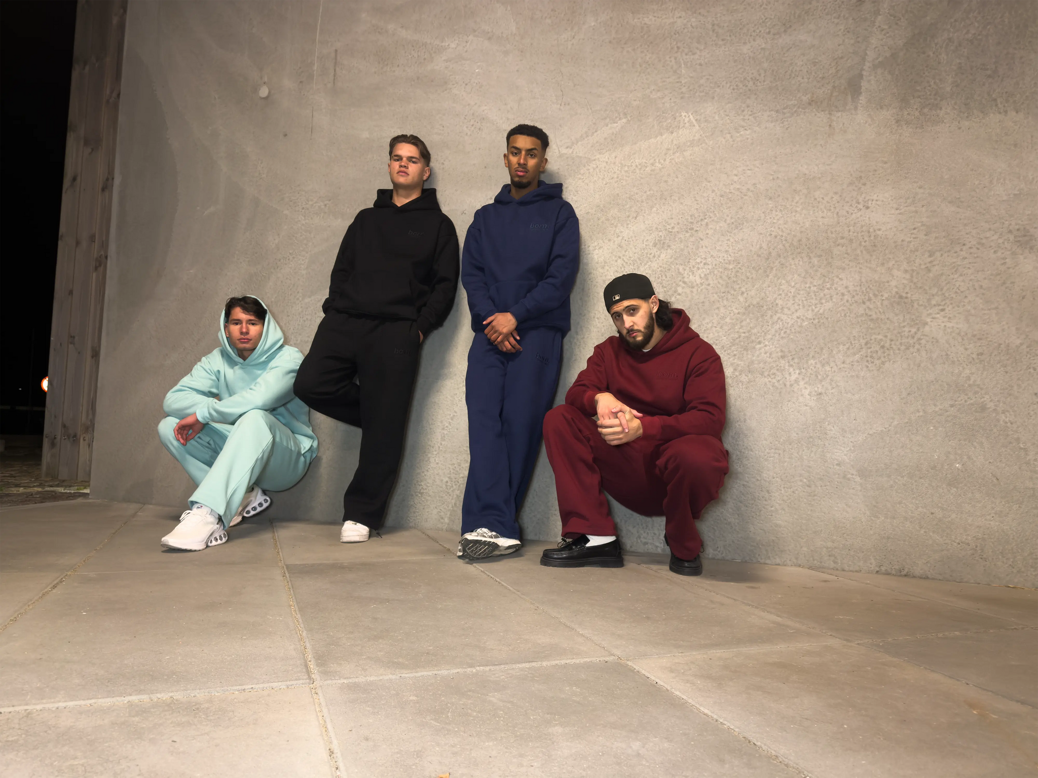 OPEN LEG JOGGER BLACK